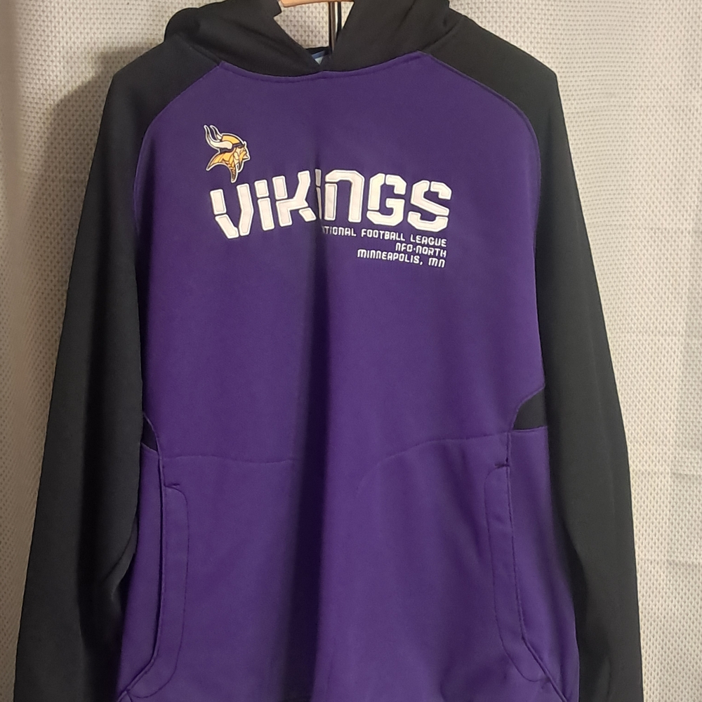 XL Purple and Black Vikings Hoodie Reebok